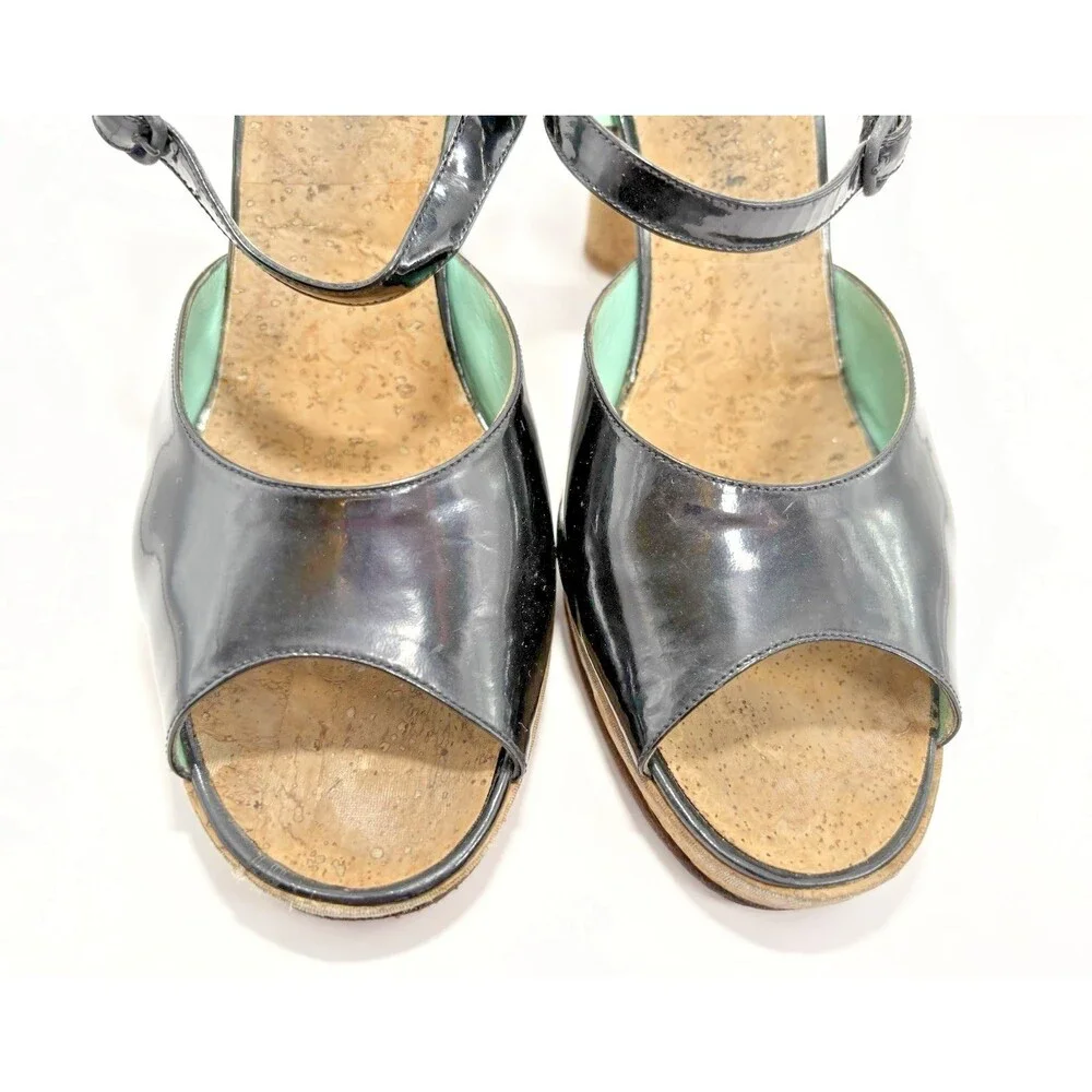 Chanel "Chateau Chanel" Wine Cork Heel Pumps Black Patent w Blue Accent Sz 37.5 - Picture 8 of 12